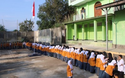 Pererat Ukhuwah Pasca Ramadan, MAN 1 Sukabumi Gelar Halal Bihalal dan Musyafahah