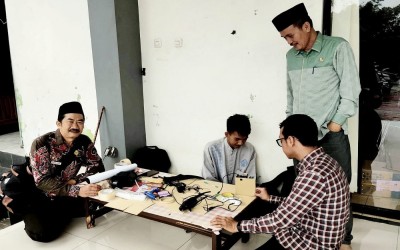 Pengawas Monitoring dan Motivasi Tim Fariesa MAN 1 Kota Sukabumi Menuju Semifinal Samsung Solve for Tomorrow 2025