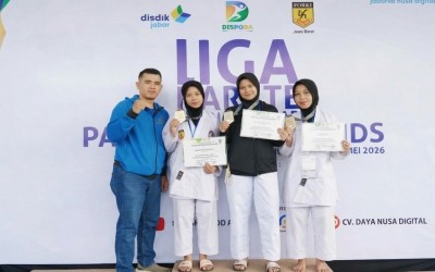Tiga Siswi MAN 1 Kota Sukabumi Sabet Tiga Medali Perak di Liga Karate Antar Pelajar Jawa Barat 2026
