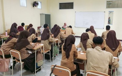 Menuju Kenaikan Kelas yang Objektif, ASAT Hari Keenam MAN 1 Kota Sukabumi Berlangsung Tertib