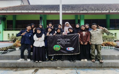 Asah Kreativitas dan Literasi, Jurnalistik MAN 1 Kota Sukabumi Gelar Ekspedisi dan Diklat