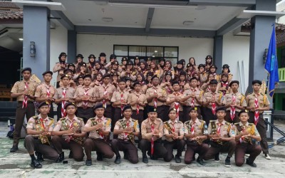 Momen Bersejarah: Pelantikan Bantara dan Penyematan TKK Warnai Upacara Pramuka MAN 1 Kota Sukabumi