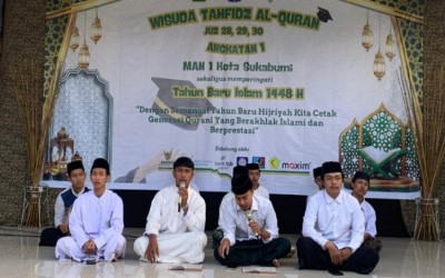 Syiar 1 Muharam Menggema, Tim Hadroh MAN 1 Kota Sukabumi Tampil Memukau di Wisuda Tahfidz 1448 H
