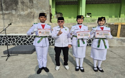 Harumkan Nama Madrasah, Tiga Siswa MAN 1 Kota Sukabumi Terima Penghargaan atas Kiprah di Paskibraka Kota Sukabumi