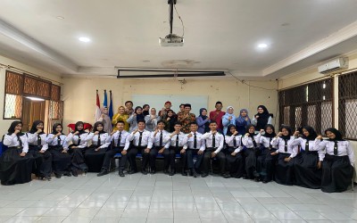 Pengukuhan 17 Paskibra MAN 1 Kota Sukabumi Warnai Persiapan Upacara HUT RI ke-80 Tingkat Kemenag