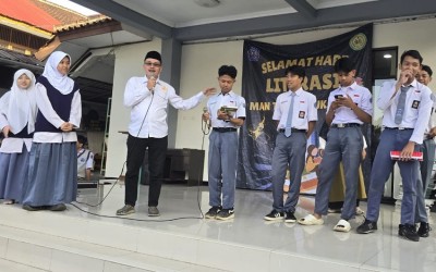 Dari Membaca Menuju Prestasi, MAN 1 Kota Sukabumi Konsisten Gelar Literasi Selasa Pagi