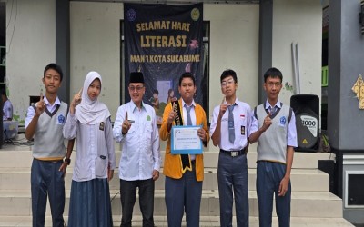 Menjemput Ilmu di Pagi Hari: Pembiasaan Literasi MAN 1 Kota Sukabumi
