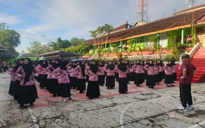 Gerak Pagi, Energi Positif Mengalir: MAN 1 Kota Sukabumi Rutin Gelar Senam Bersama