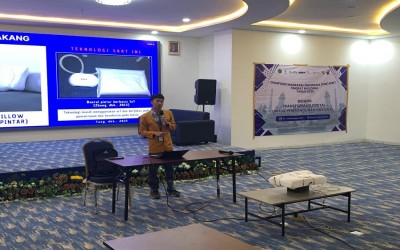 Dari MAN 1 Kota Sukabumi untuk Indonesia: Fathir Peragakan Inovasi SMALLOW di Grand Final OMI Riset Nasional 2025