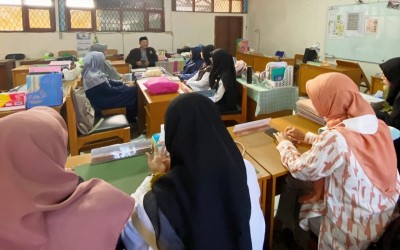 Langkah Kecil, Pahala Besar: Istiqamah Kajian Jumat Muslimah di MAN 1 Kota Sukabumi