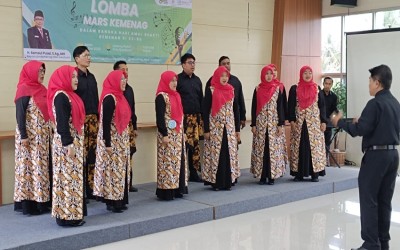 Harmoni Prestasi: Tim Paduan Suara MAN 1 Kota Sukabumi Raih Juara 1 HAB ke-80