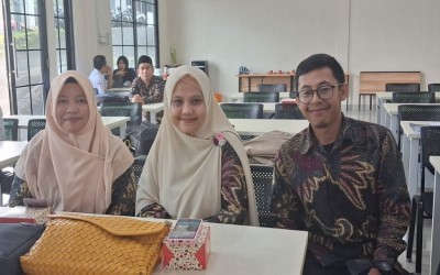 Inovasi Pembelajaran, Guru Bahasa Sunda MAN 1 Kota Sukabumi Ikuti MGMP Berbasis Digital