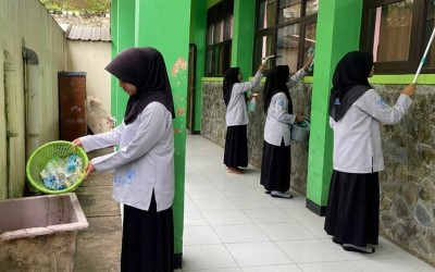 Jumat Rapi dan Resik, Budaya Positif MAN 1 Kota Sukabumi Dimulai dari Kelas