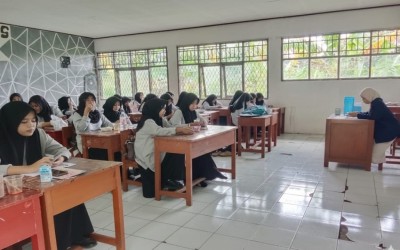 Keputrian Jumat Siang, Ikhtiar MAN 1 Kota Sukabumi Bentuk Karakter Islami Siswi