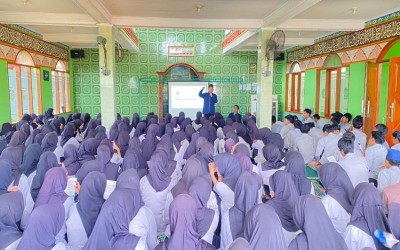 Mengenal Dunia Kampus Lebih Dekat: UT Bogor Sosialisasikan Program Pendidikan di MAN 1 Kota Sukabumi