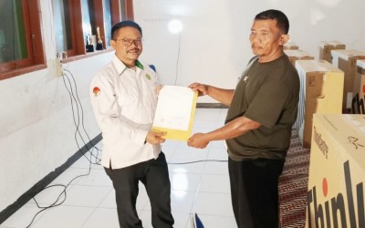 Madrasah Digital Semakin Nyata: MAN 1 Kota Sukabumi Terima Bantuan 20 Unit PC All-in-One Sarpras TKA dari Kemenag RI