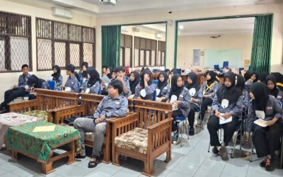 Membentuk Relawan Tangguh dan Humanis, PMR Wira MAN 1 Kota Sukabumi Gelar Diklatsar Perdana