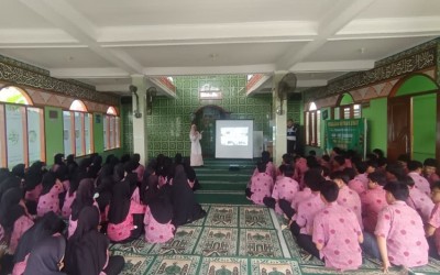 Siapkan Masa Depan Sejak Dini: Seminar Nurul Fikri Bekali Siswa MAN 1 Kota Sukabumi