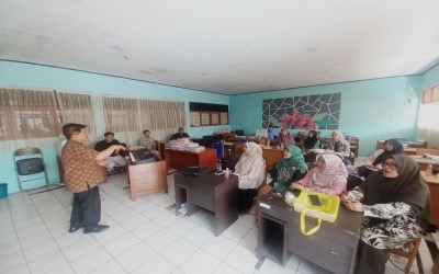 Melodi Kebersamaan: GTK MAN 1 Kota Sukabumi Mantapkan Latihan Paduan Suara HAB ke-80