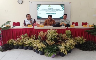 Perkuat Tata Kelola, Kemenag Kota Sukabumi Gelar Evaluasi dan Pembinaan Pimpinan Madrasah Negeri