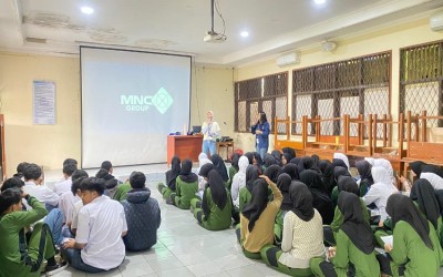 Menata Masa Depan Siswa: MAN 1 Kota Sukabumi Fasilitasi Sosialisasi Kampus Swasta