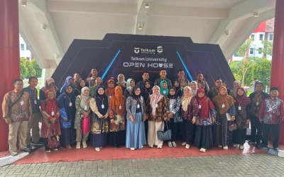 Guru BK MAN 1 Kota Sukabumi Ikuti Sosialisasi MGBK dan Seleksi Mahasiswa Baru Telkom University 2026/2027