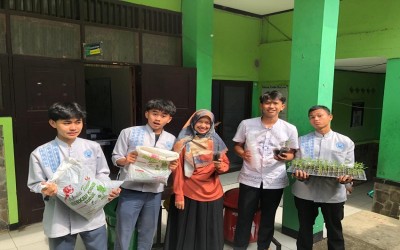 Madrasah Hijau, Siswa Kreatif: Budidaya Cabai Jadi Inspirasi Wirausaha di MAN 1 Kota Sukabumi