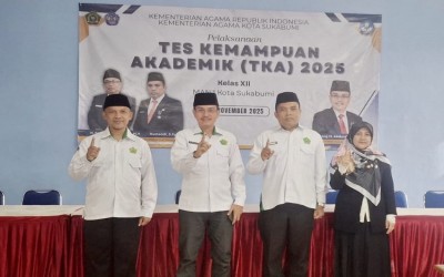 Kasi Pendidikan Madrasah Kemenag Kota Sukabumi Lakukan Monitoring Hari Pertama Tes Kemampuan Akademik (TKA) di MAN 1 Kota Sukabumi