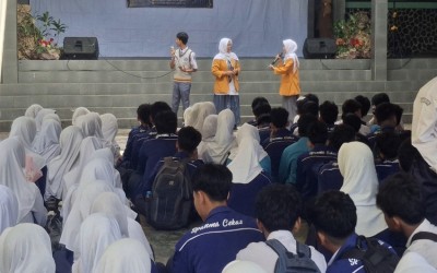 Dekatkan Madrasah dengan Generasi Muda, MAN 1 Kota Sukabumi Semarakkan Career Day SMPN 5
